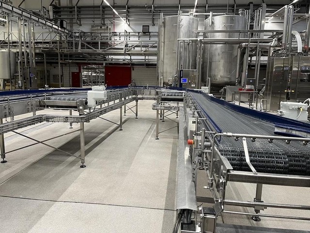 Linea di imbottigliamento lattine Krones 60.000 cph Usata 19