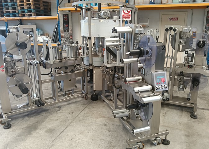 Used labeller Axtra 720-H9-SA4 8.000 bph 2