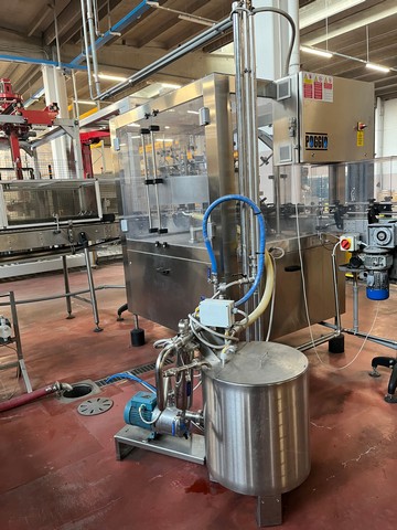 Used Poggio 16 clamps Rinser 4
