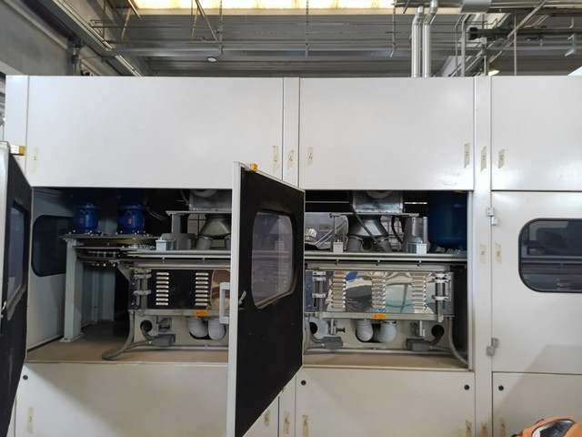 Used Blow Moulding Siapi  Eas 70 115.8 Pet 2009