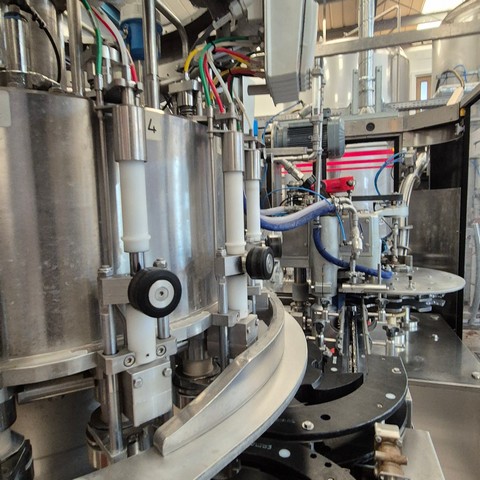 Used Canning Line Comac 6.000 cph 23