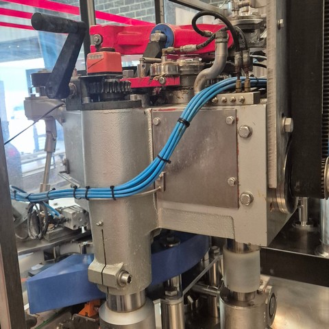 Used Canning Line Comac 6.000 cph 17