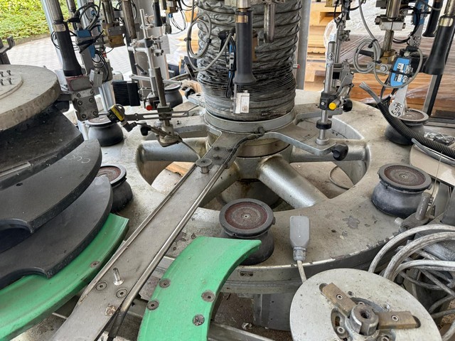 Used Kosme Labeller 8T CE CO 5S Adhesive 5.000 bph 10