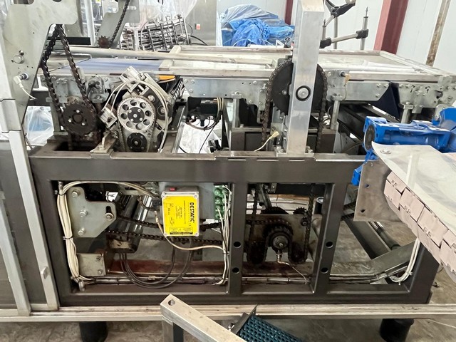 Linea di imbottigliamento BC PET 8.000 bph Usata 3