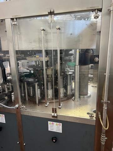 Linea di imbottigliamento isobarica spumante 9.000 bph Usata 2