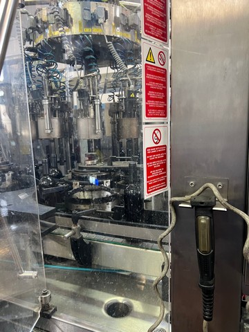 Linea di imbottigliamento isobarica spumante 9.000 bph Usata 5