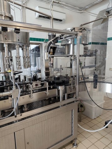 Used Filling Monoblock 12.16.1 Gai 8