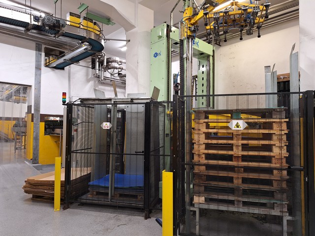 Used depalletizer Logik Lobster 2006 9
