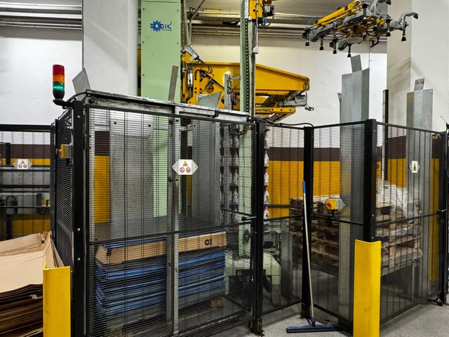 Used depalletizer Logik Lobster 2006 11