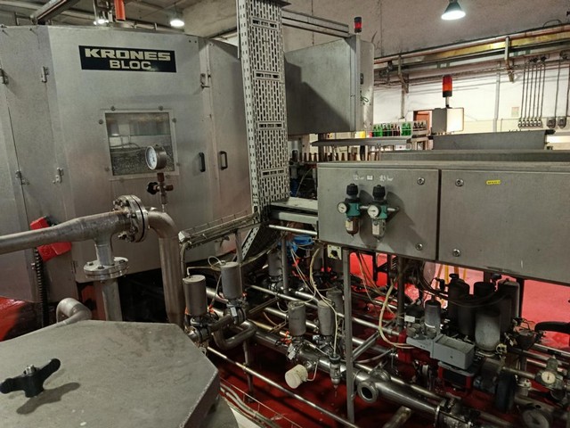 Monoblocco di riempimento krones Soft Drinks 30.000 bph Usato 2