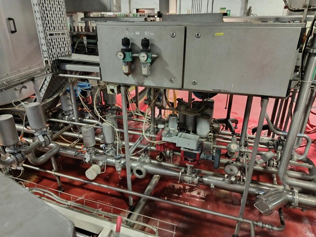 Monoblocco di riempimento krones Soft Drinks 30.000 bph Usato 3
