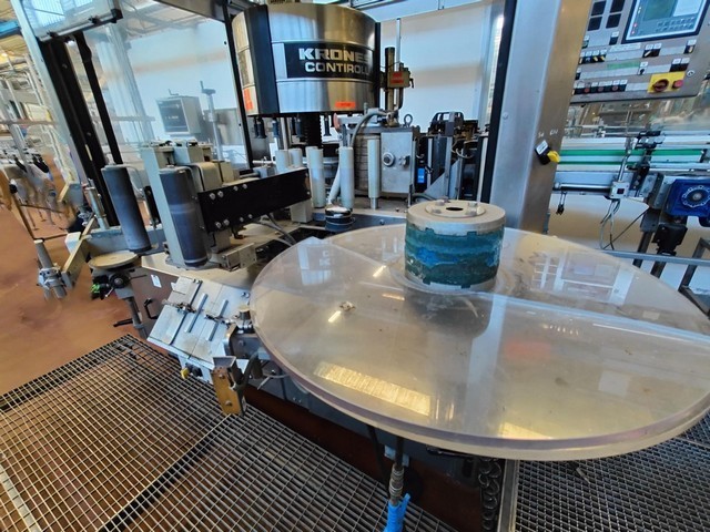 Used Krones labeller Roll-Fed 12.000 bph 9