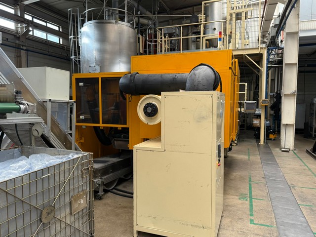 Used PET Prefom Presses Husky 2010