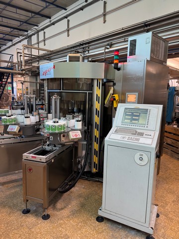 Used Labeller Sacmi Opera 300 adhesive