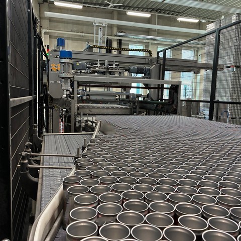Linea KHS per lattine 50.000 cph Usata 4