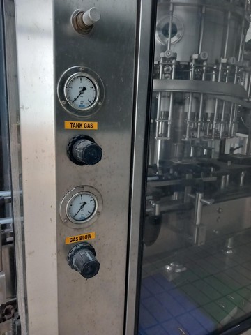 Monoblocco di riempimento MBF 18.18 Usato 9