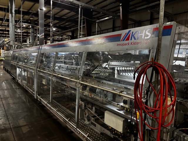 Linea di imbottigliamento PET 70.000 bph KHS Usata