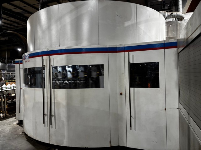 Used 2009 Complete Bottling Line PET KHS 72.000 bph 2