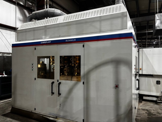 Used Complete Bottling Line KHS 43.000 bph 6