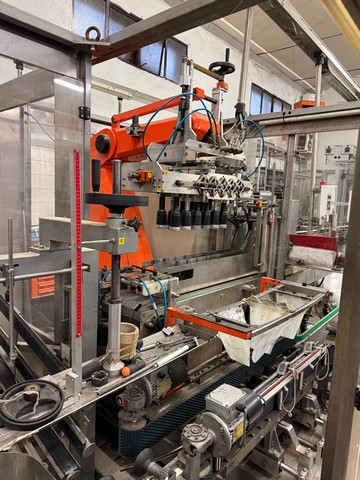 Keber case packer with case erector 2