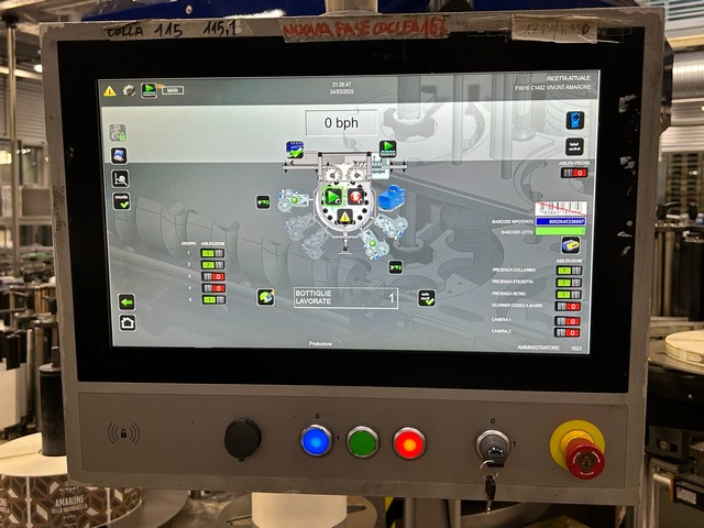 Used 5 adhesive station Makro labeller with 16 electronic cam-driven plates 19