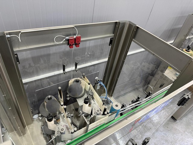 Used Cimec adhesive labeller 2