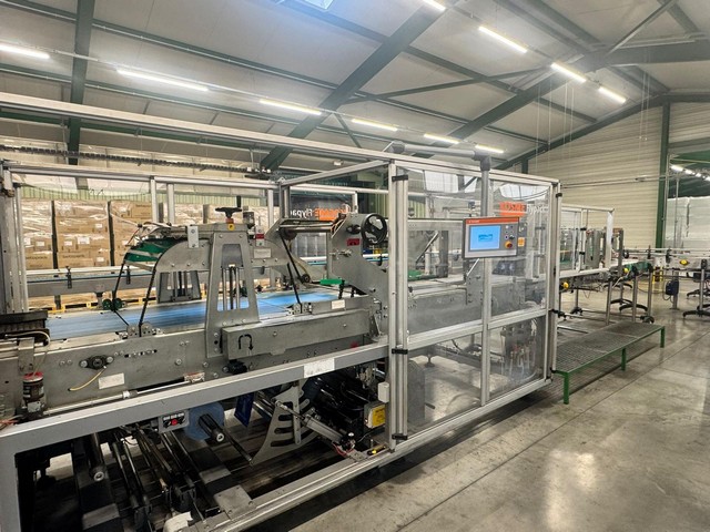 Used Pet bottling line for still and sparkling water 4