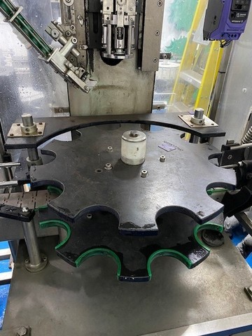 Single-head capper for ROPP cap 6