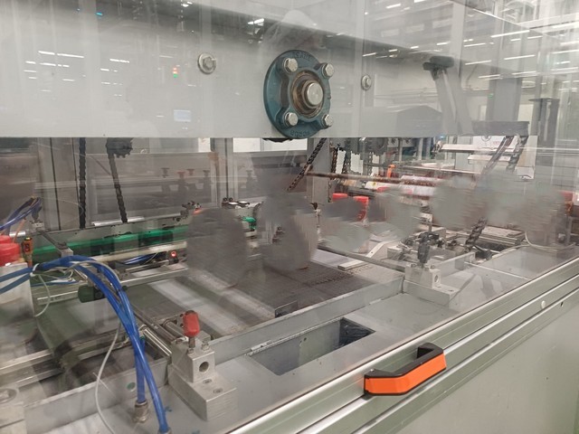 Used Novopac shrink wrapper 2