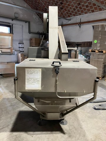 Used caps orientator Cames 4