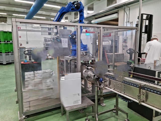 Used Logincon palletizer 3