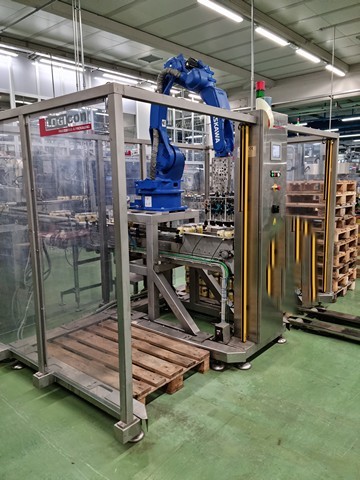 Used Logincon palletizer 4