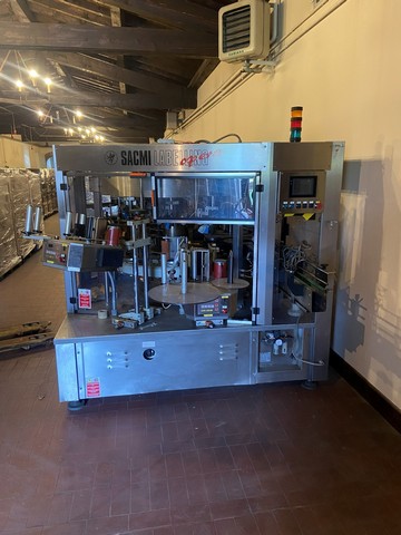 Etichettatrice usata adesiva 8t 4s Sacmi 3