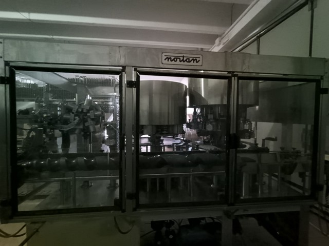 Used Nortan capsuling machine for PVC, Polylaminate and sparkling wine capsule 3