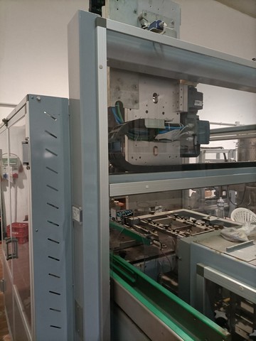 Used gravity glass bottling line 25