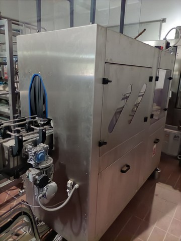 Used gravity glass bottling line 28