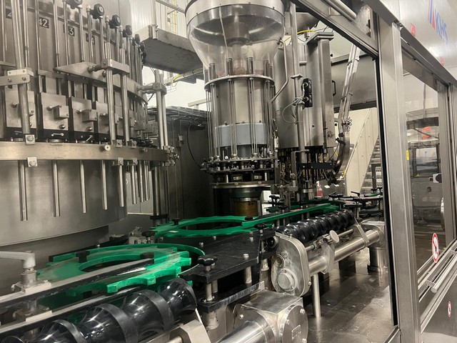 Linea di imbottigliamento usata KHS per vetro 10