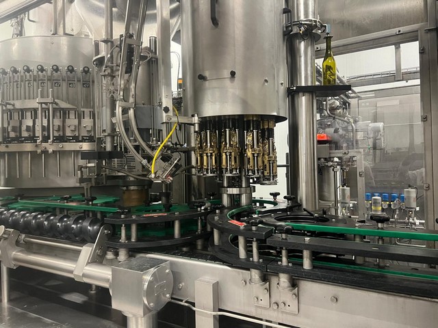 Linea di imbottigliamento usata KHS per vetro 14