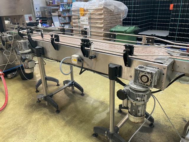 Used isobaric can filling line for beer and sparkling water 10