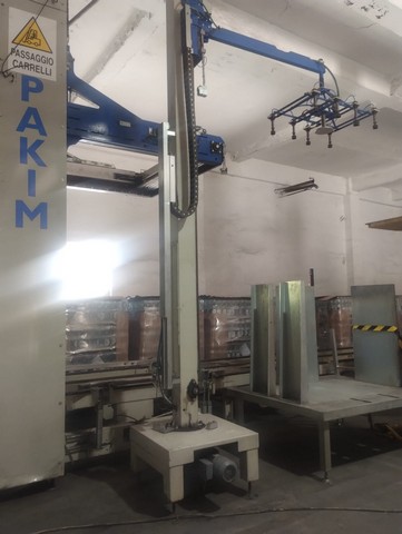 Palletizzatore Sacmi usato con avvolgipallet semiautomatico 2