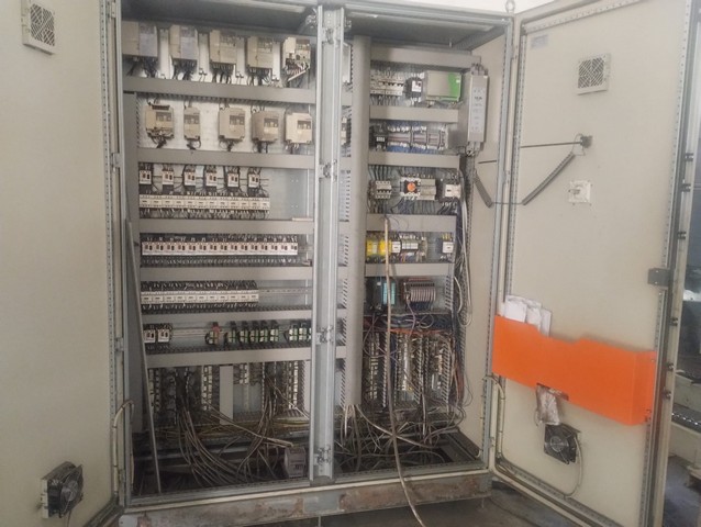 Palletizzatore Sacmi usato con avvolgipallet semiautomatico 7
