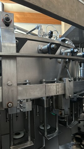 Riempitrice Bertolaso usata isobarica 7