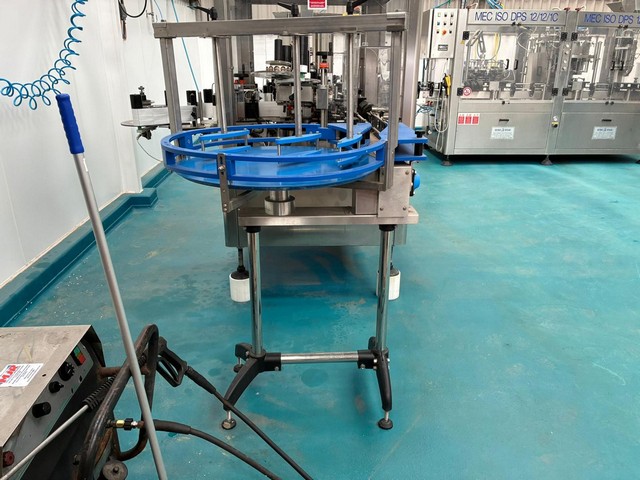 Used Eurostar bottling line for beer in glass bottle 4