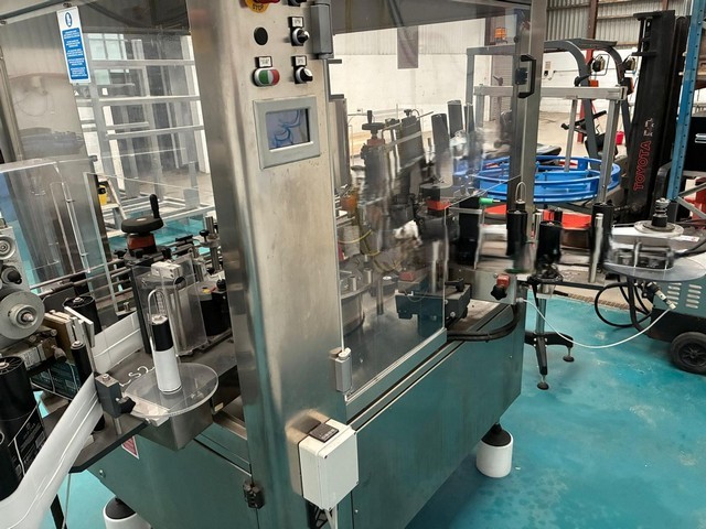 Used Eurostar bottling line for beer in glass bottle 20
