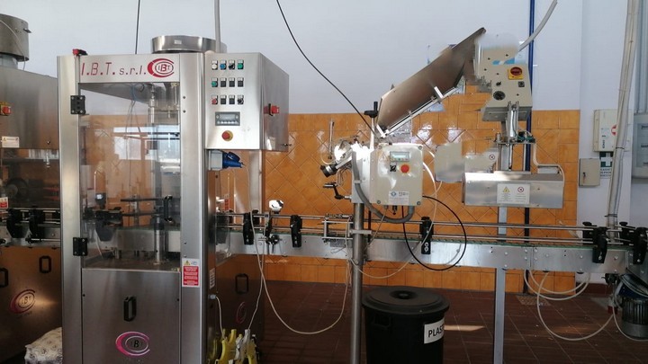 Tappatore I.B.T. monotesta usato per sughero raso 11