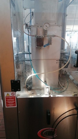 Tappatore I.B.T. monotesta usato per sughero raso 12