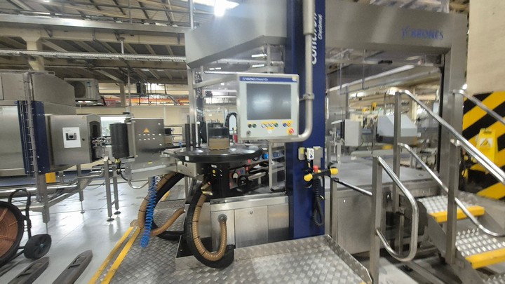 Used Krones 18T 1S Roll Feed Labeller 13