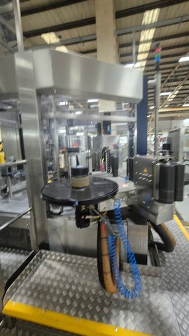 Used Krones 18T 1S Roll Feed Labeller 17