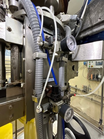 Used Fimer bottling line for sparkling wine and still wine 2