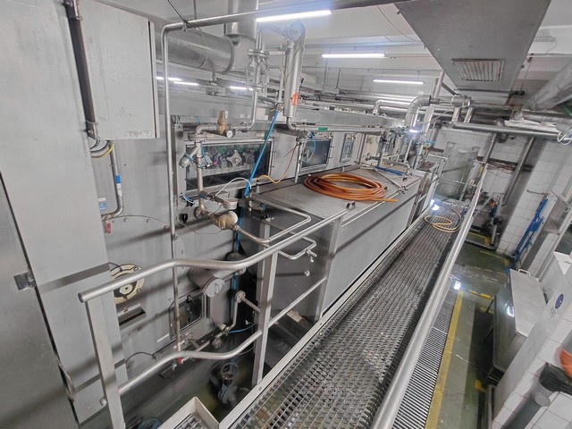 Linea di imbottigliamento usata isobarica per birra in vetro 17